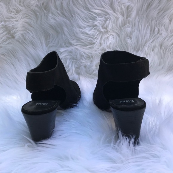 Eileen Fisher black suede - Picture 3 of 6